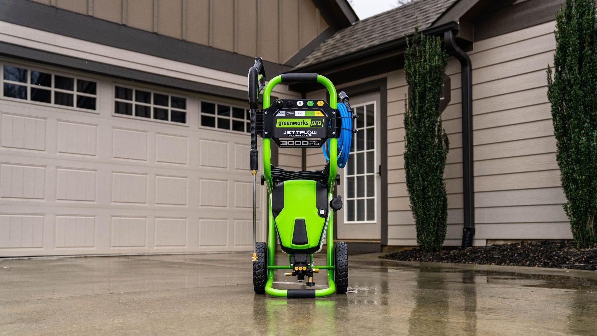 Greenworks 3000PSI 1.1GPM Electric Pressure Washer